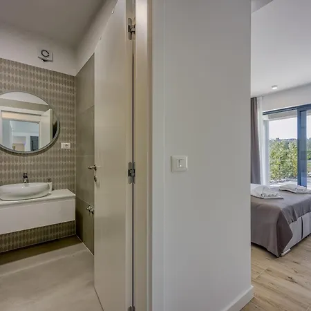 Villa Ivy *